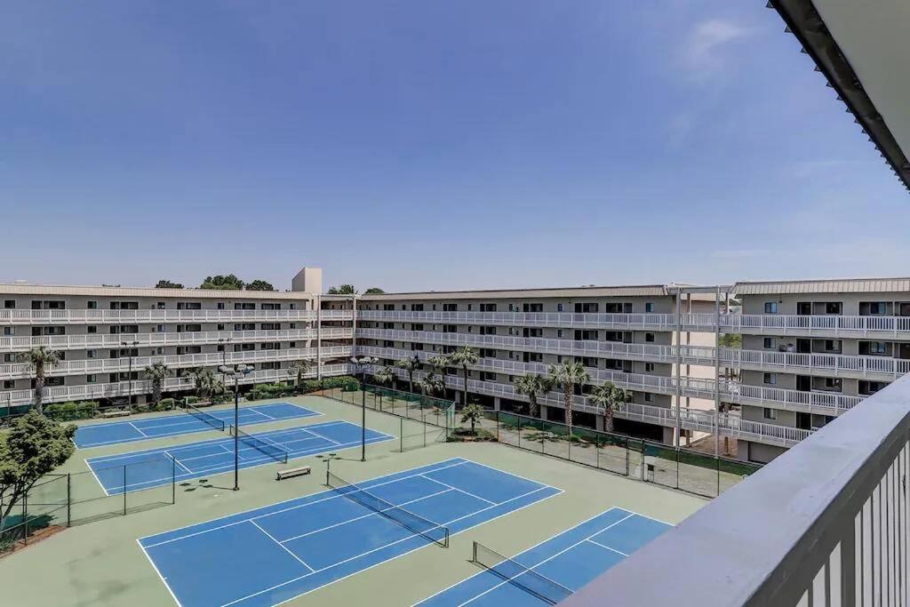 Resort Breeze- 2 Bedroom Pools, Hot Tub, Tennis, Beach Гілтон-Гед-Айленд Екстер'єр фото